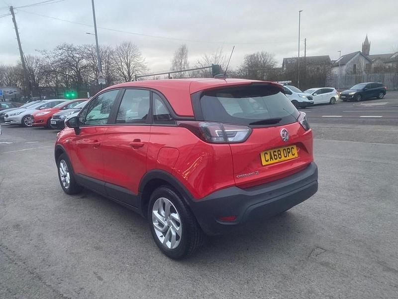 Used Vauxhall Crossland X 81 HP (59 kW) 2019 Red SUV