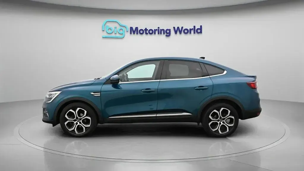 Used Renault Arkana Version S 140 HP (102 kW) 2022 Blue SUV
