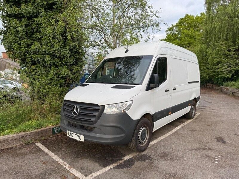 White Used 2022 Mercedes Sprinter Progressive Van | £12,000 (Super price) - Image 1/4