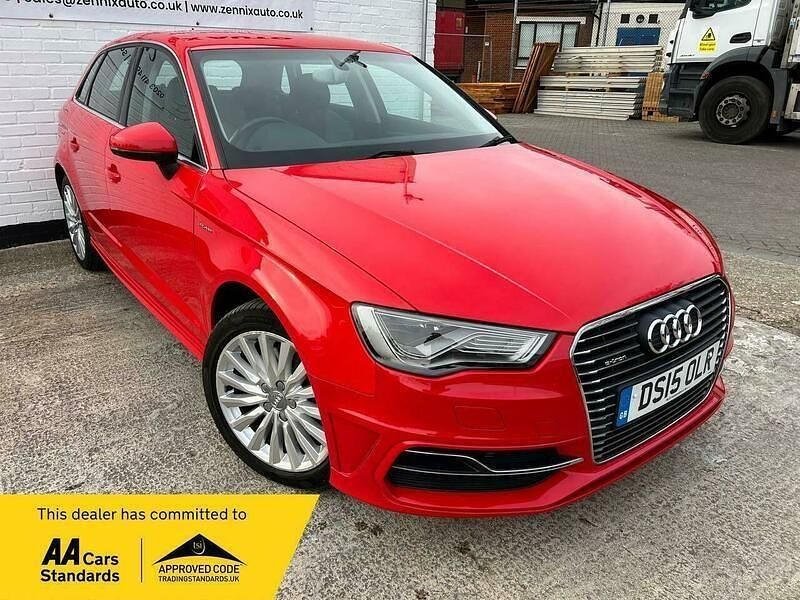 Used Audi A3 Sportback e-tron 2015 Red Hatchback