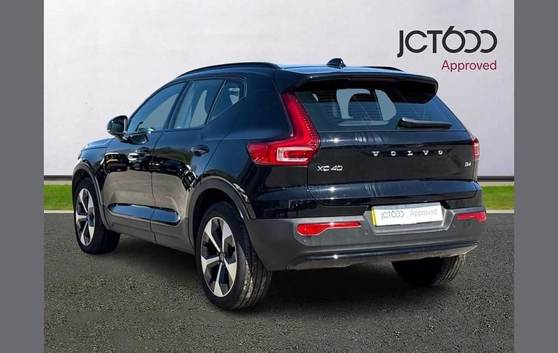 Used Volvo XC40 Plus 194 HP (142 kW) 2024 Black SUV