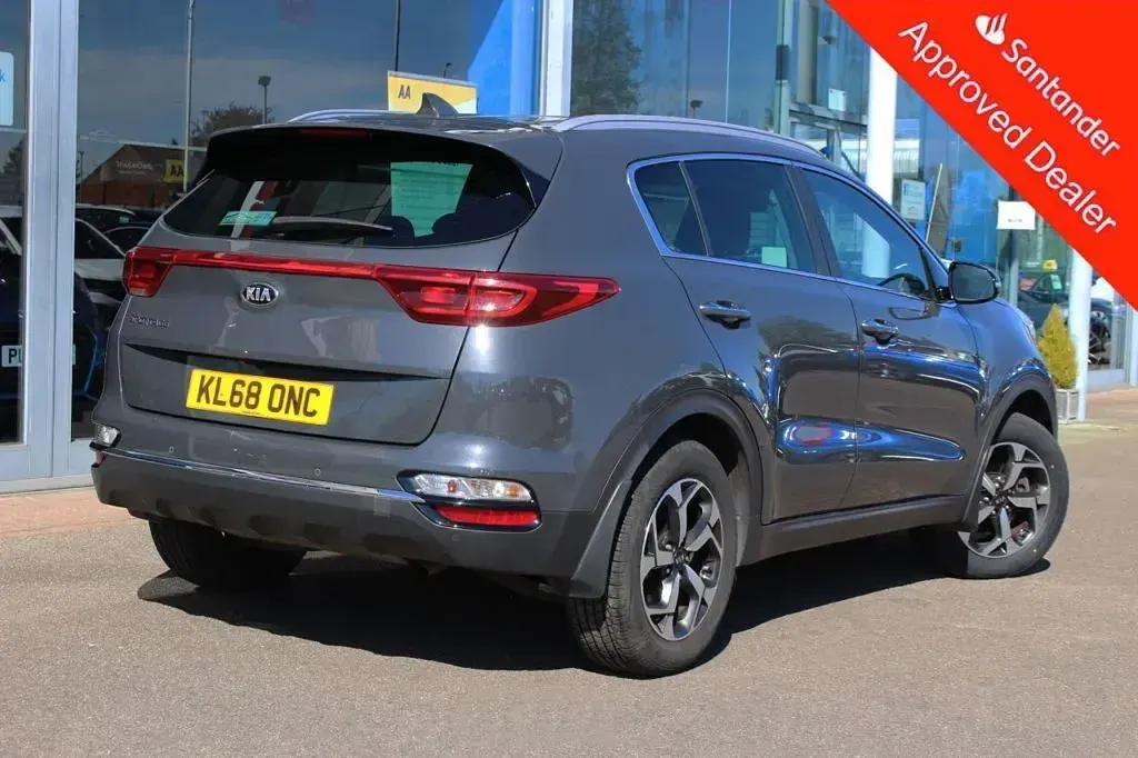 Used Kia Sportage 130 HP (95 kW) 2019 Grey SUV