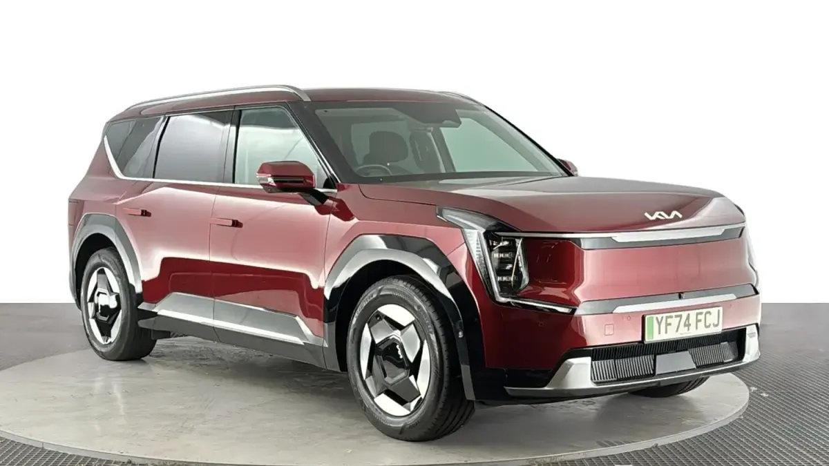 Used Kia EV9 Air 149 kW (203 HP) 2024 Red SUV