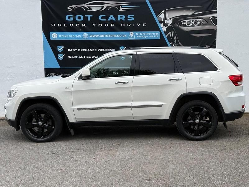 Used Jeep Grand Cherokee Overland 237 HP (174 kW) 2012 White SUV