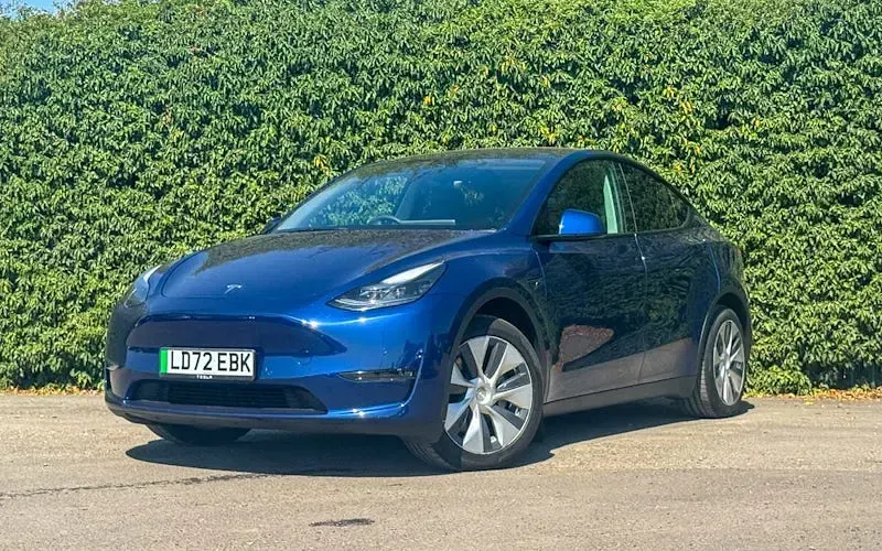 Used Tesla Model Y Long Range AWD 286 kW (389 HP) 2025 SUV