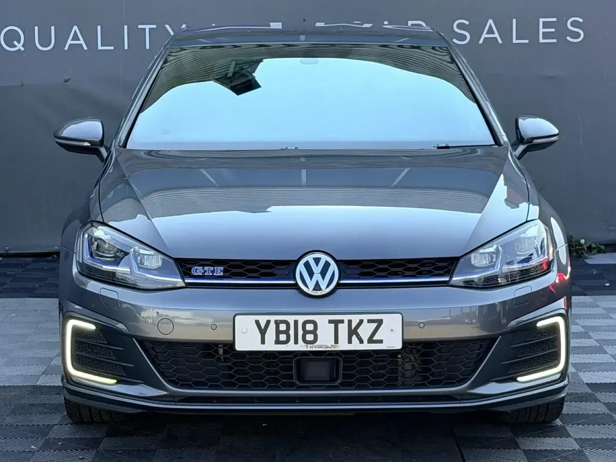 Used VW Golf VII Advance 204 HP (150 kW) 2018 Grey Hatchback