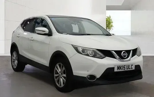 Used Nissan Qashqai Acenta Premium 116 HP (85 kW) 2015 SUV