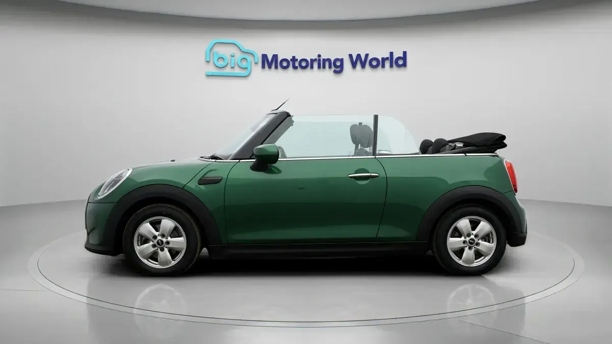 Used Mini Cooper Cabriolet Classic 136 HP (100 kW) 2021 Green Cabriolet