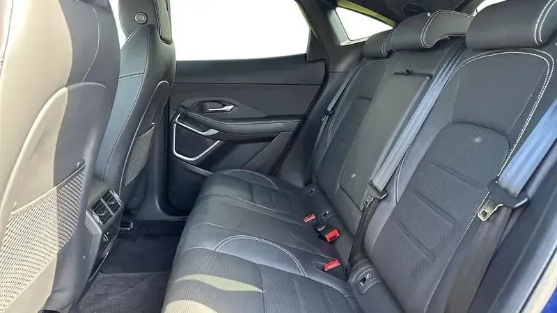 Usado Jaguar E-Pace R-Dynamic 204 HP (150 kW) 2021 Azul SUV