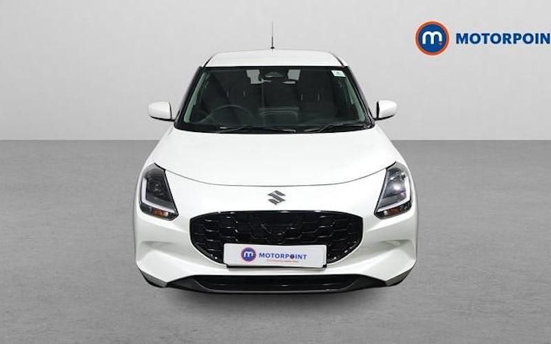 Used Suzuki Swift 82 HP (60 kW) 2025 White Hatchback