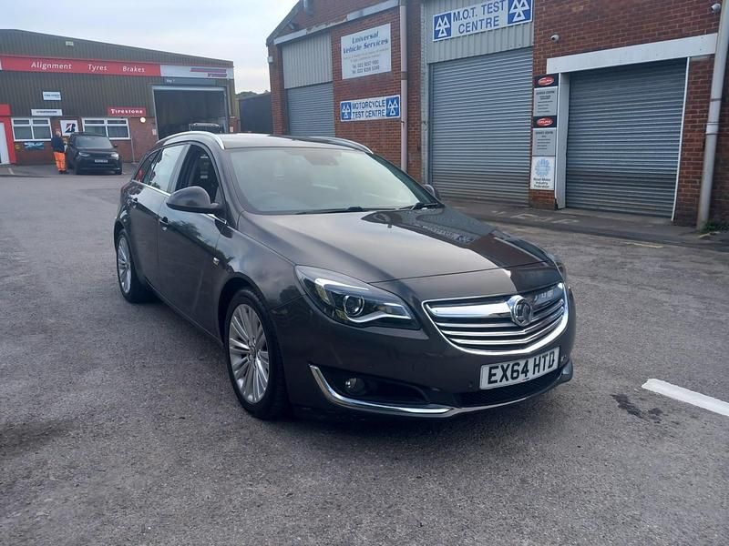 Grey Used 2014 Vauxhall Insignia Design Edition Estate | £3,995 (Fair price) - Image 1/4
