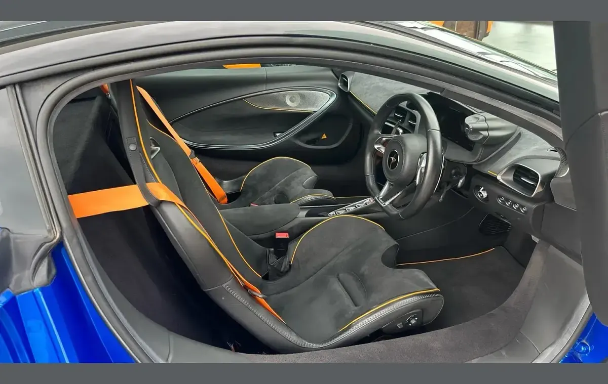 Used McLaren Artura 680 HP (500 kW) 2023 Blue Coupe