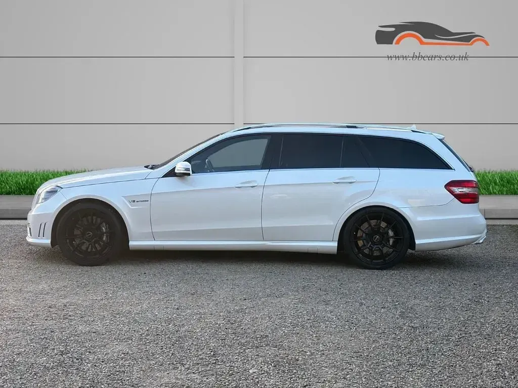 Used Mercedes E63 AMG AMG 525 HP (386 kW) 2013 White Estate