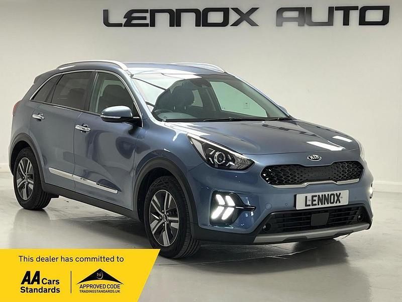 Blue Used 2021 Kia Niro 3 SUV | £18,690 (Good price) - Image 1/4
