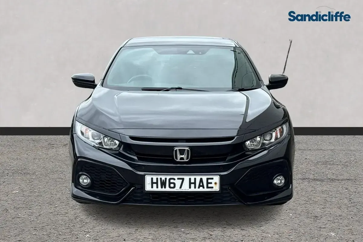 Gebraucht Honda Civic SR 129 PS (94 kW) 2017 Schwarz Kleinwagen