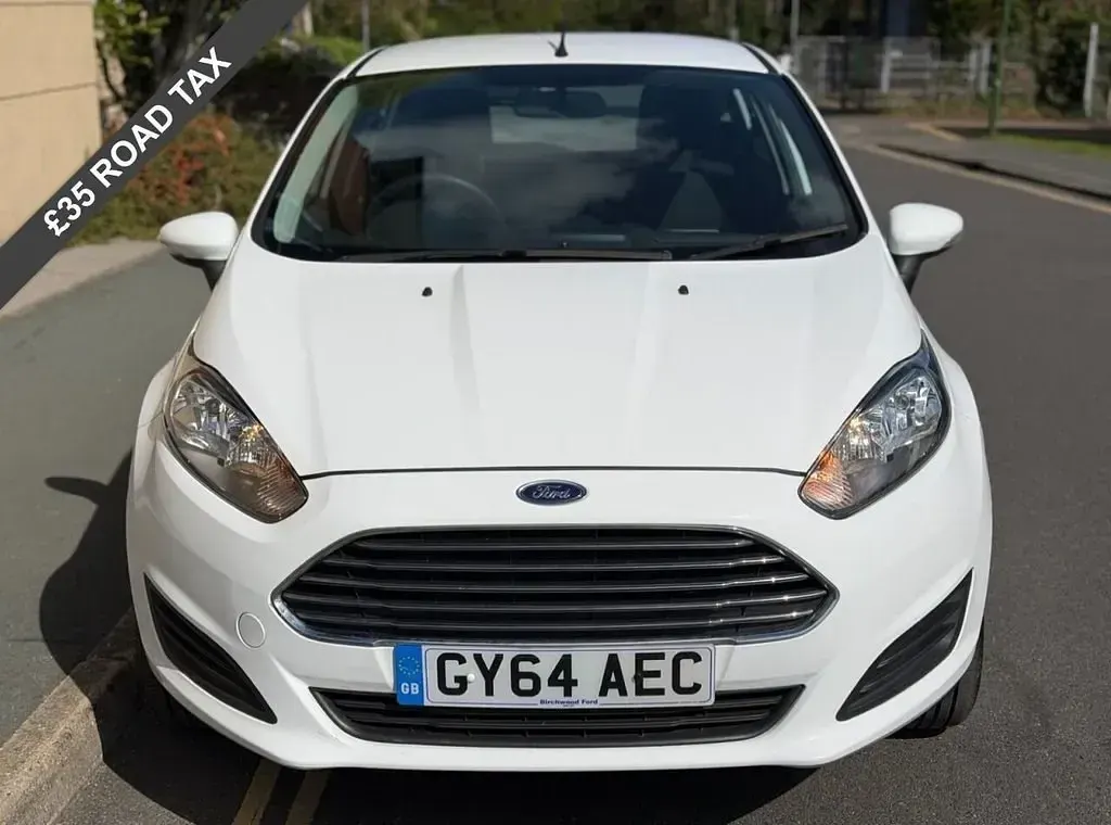 Usado Ford Fiesta Style 82 HP (60 kW) 2014 Branco Citadino
