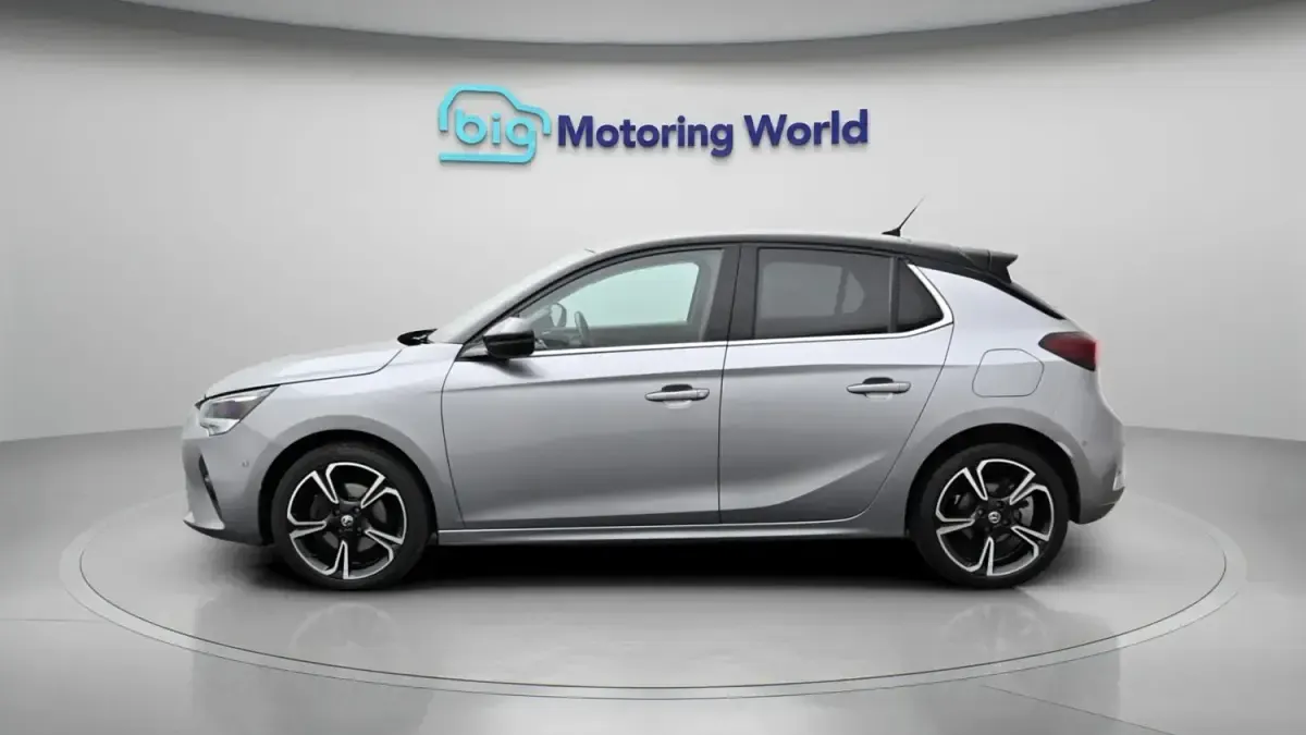 Używany Vauxhall Corsa Elite 101 KM (74 kW) 2020 Szary Hatchback