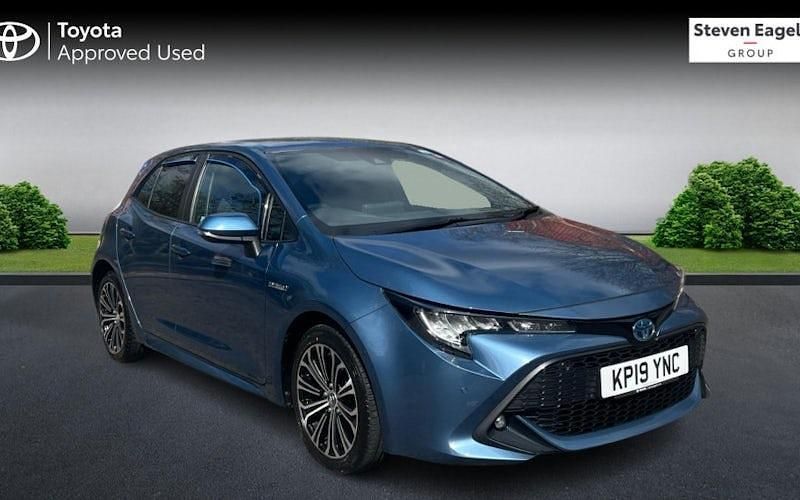 Used Toyota Corolla Design 122 HP (89 kW) 2022 Hatchback