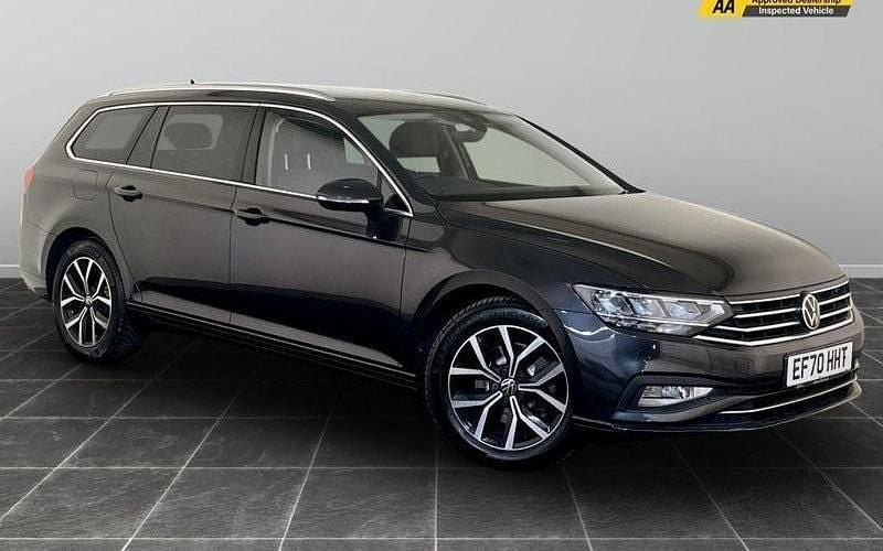 Used 2024 VW Passat SEL Estate | £14,295 (Super price) - Image 1/2