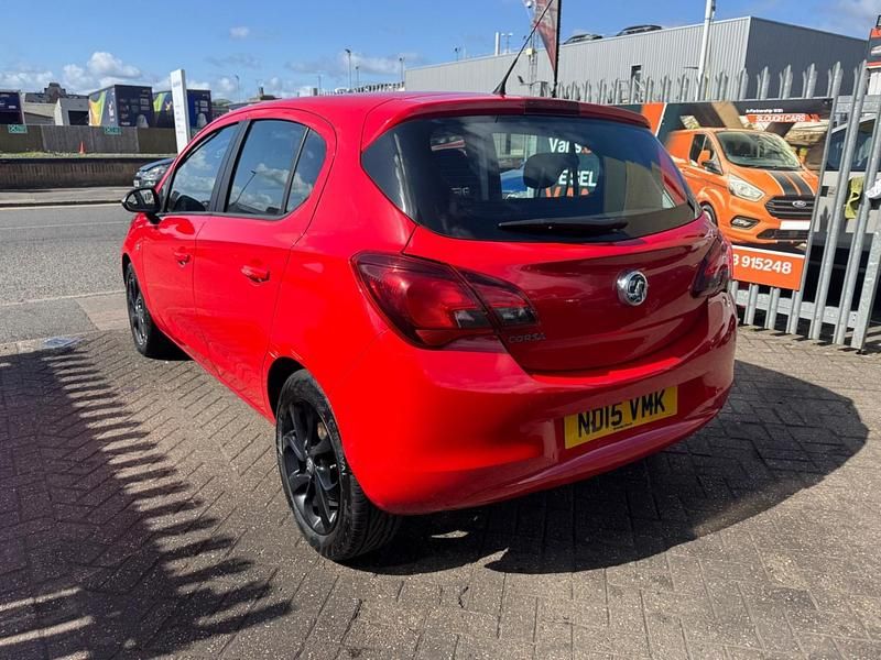 Second-hand Vauxhall Corsa 2015 Roșu Hatchback