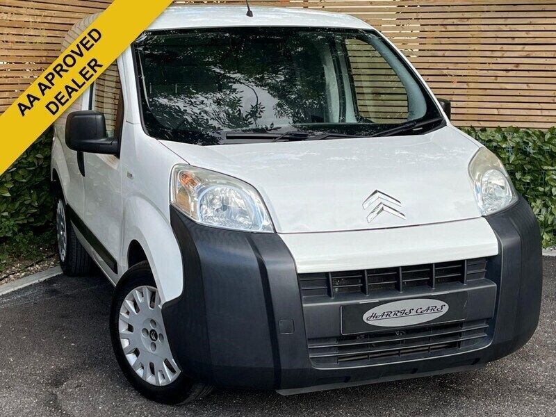 White Used 2015 Citroën Nemo Start Van | £5,485 (Expensive) - Image 1/4