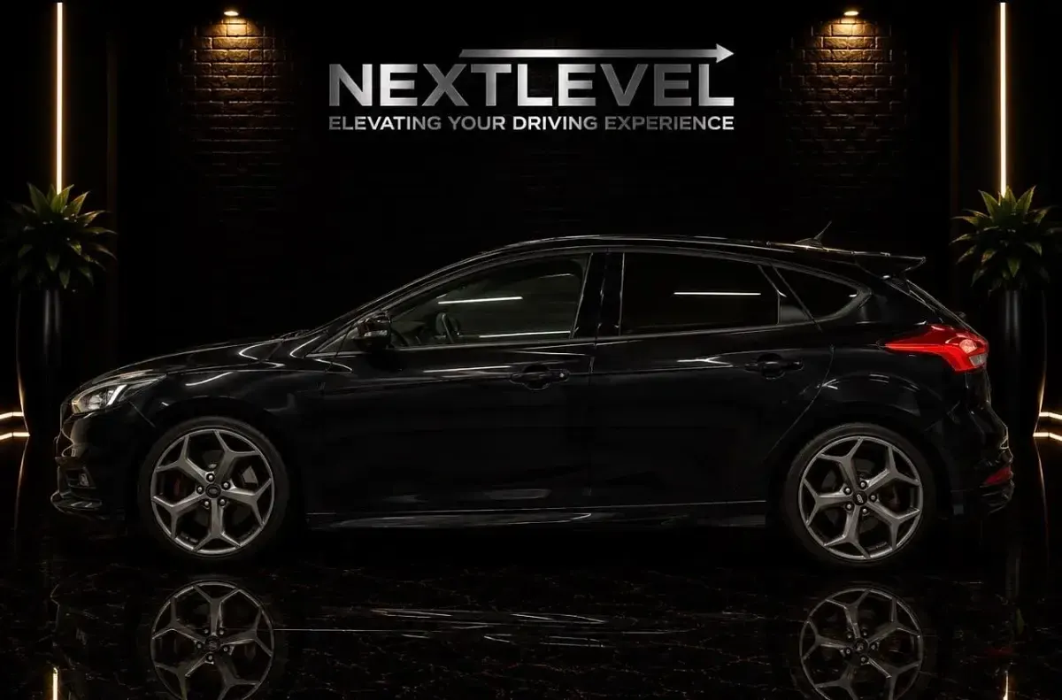 Used Ford Focus ST 250 HP (183 kW) 2015 Black Hatchback