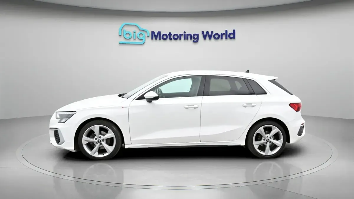 Used Audi A3 S-Line 109 HP (80 kW) 2022 White Sedan