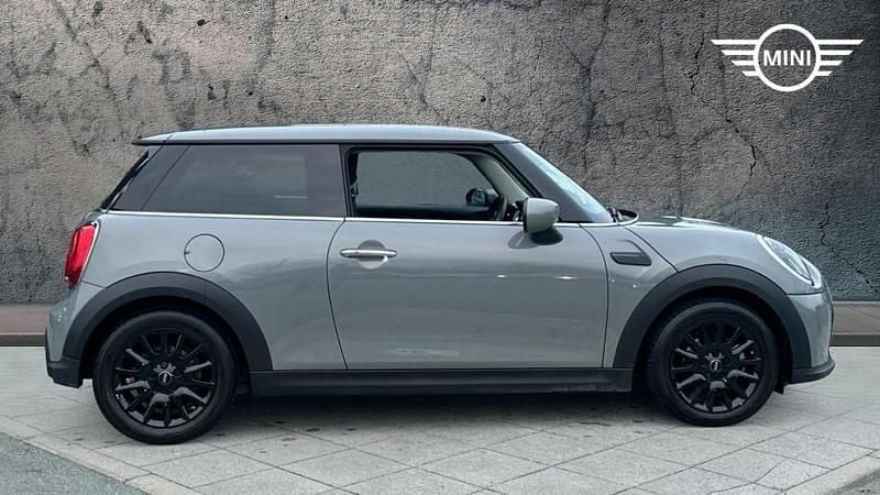 Used Mini Cooper Classic 134 HP (98 kW) 2022 Grey Hatchback