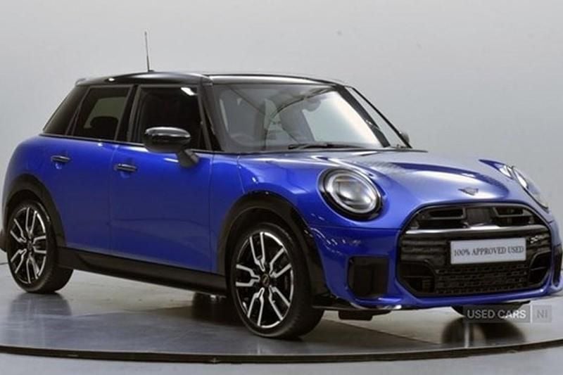 Blue Used 2025 Mini Cooper Hatch Hatchback | £30,495 - Image 1/1