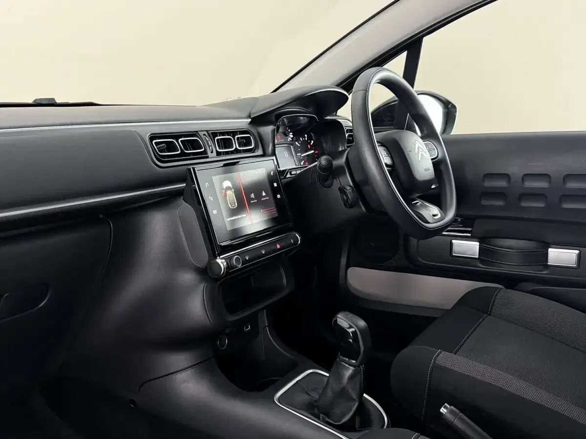Used Citroën C3 PureTech 83 HP (61 kW) 2023 Grey Hatchback