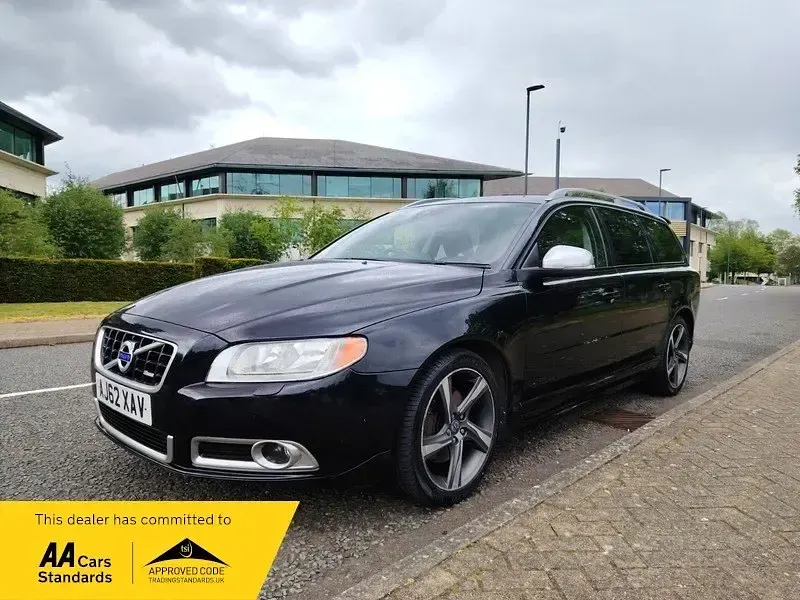 Second-hand Volvo V70 R-Design 136 CP (100 kW) 2013 Negru Break