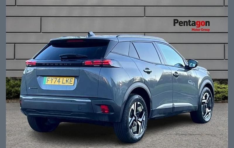 Used Peugeot e-2008 Allure 100 kW (136 HP) 2024 Grey SUV