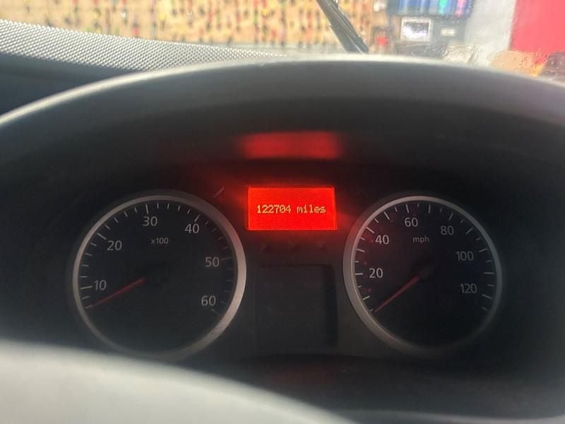 Używany Renault Trafic 115 KM (84 kW) 2013 Biały Minivan