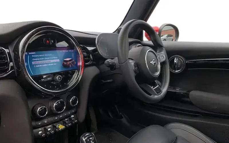 Used Mini Cooper Level 3 135 kW (184 HP) 2023 Red Hatchback