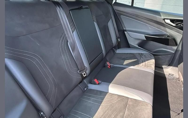 Used VW ID.5 Pro Performance 150 kW (204 HP) 2022 White SUV