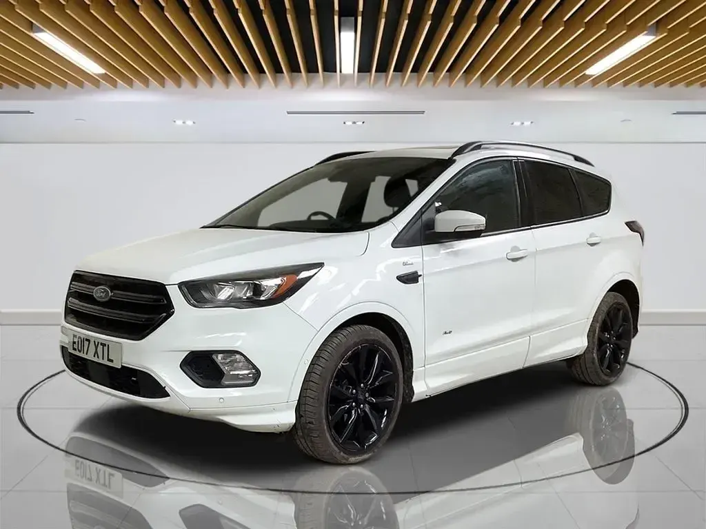 Used Ford Kuga ST-Line X 180 HP (132 kW) 2017 White SUV
