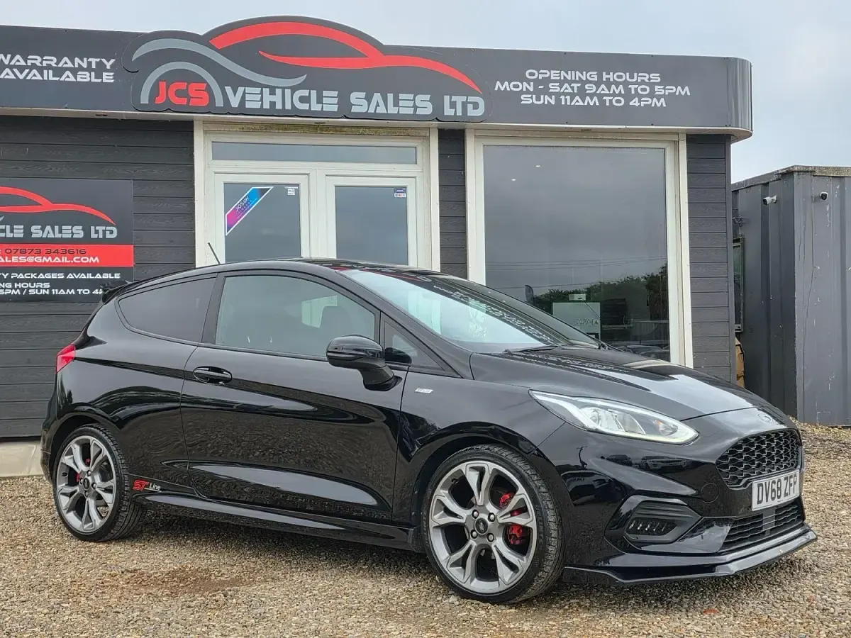 Used Ford Fiesta ST-Line 140 HP (102 kW) 2018 Black Hatchback