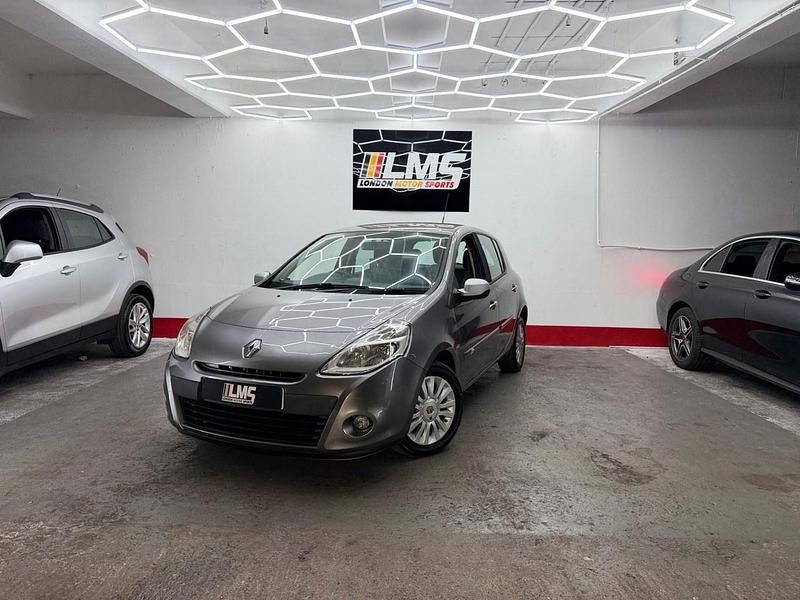 Used Renault Clio II 2010 Grey Hatchback