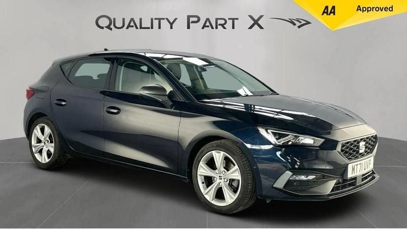 Blue Used 2021 Seat Leon FR Hatchback | £13,500 (Fair price) - Image 1/4
