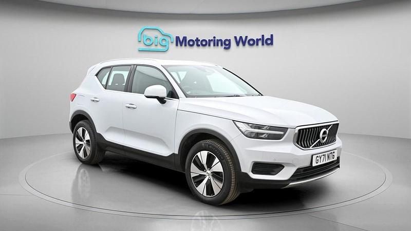 Used Volvo XC40 Inscription 2021 Silver SUV
