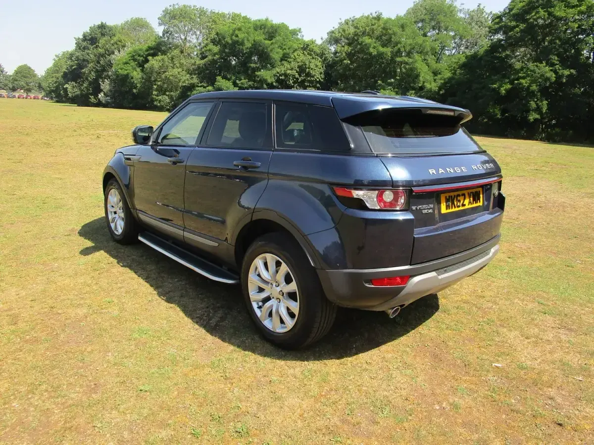 Used Land Rover Range Rover evoque Pure 150 HP (110 kW) 2012 Blue SUV
