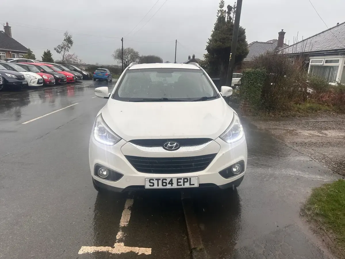 Used Hyundai ix35 SE 115 HP (84 kW) 2014 White SUV