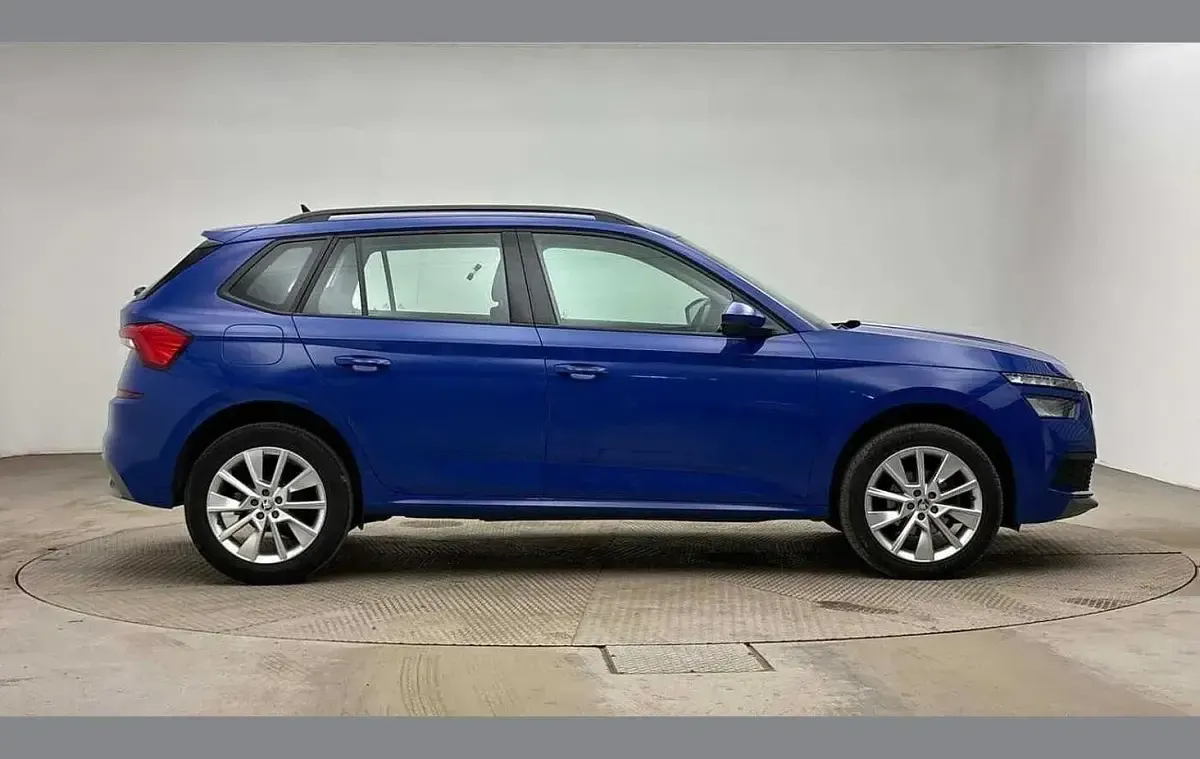 Used Skoda Kamiq SE 108 HP (79 kW) 2022 Blue SUV