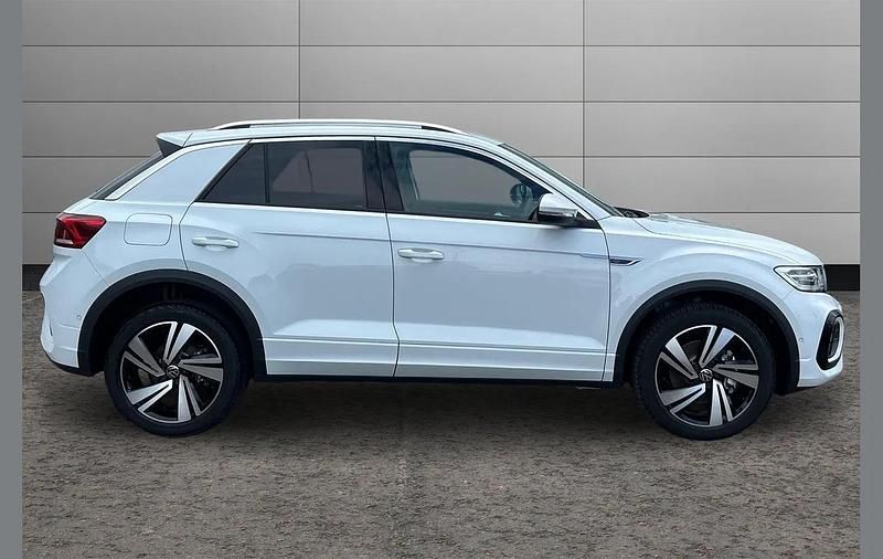Used VW T-Roc R-line 190 HP (139 kW) 2025 White SUV
