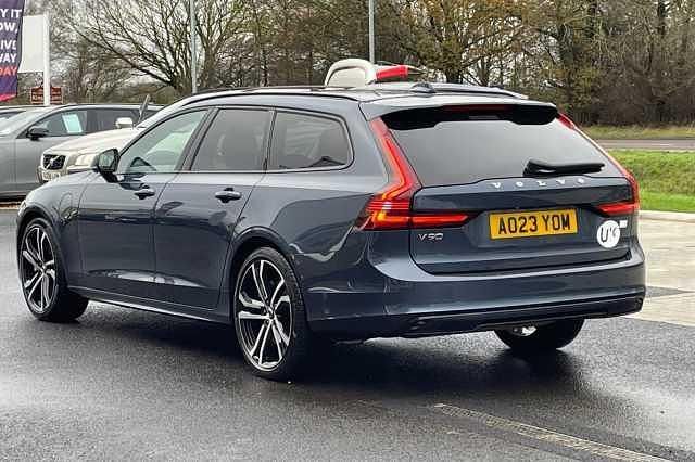 Used Volvo V90 Ultimate 345 HP (253 kW) 2023 Blue Estate