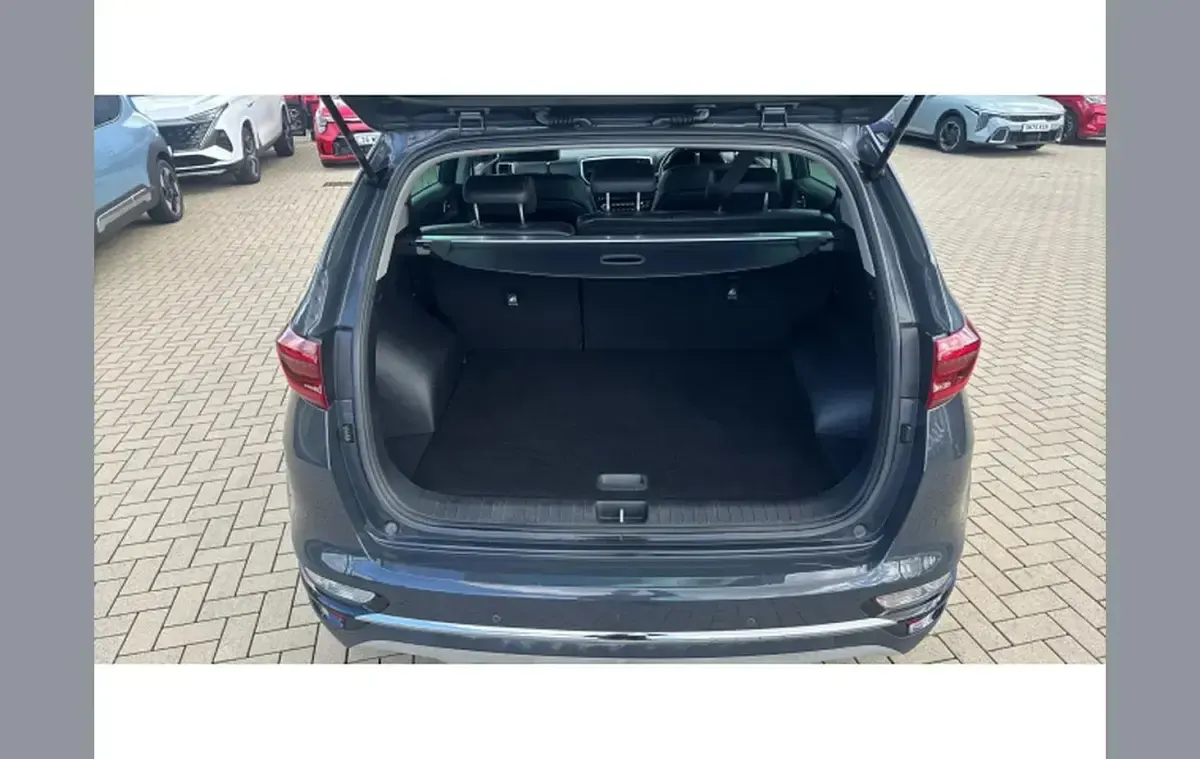 Used Kia Sportage 136 HP (100 kW) 2021 Grey SUV