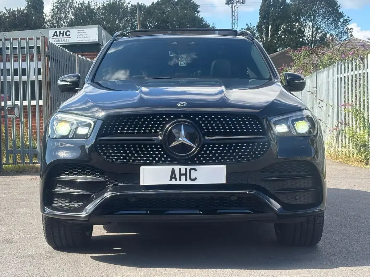 Used Mercedes GLE400 AMG line 2021 Black Estate