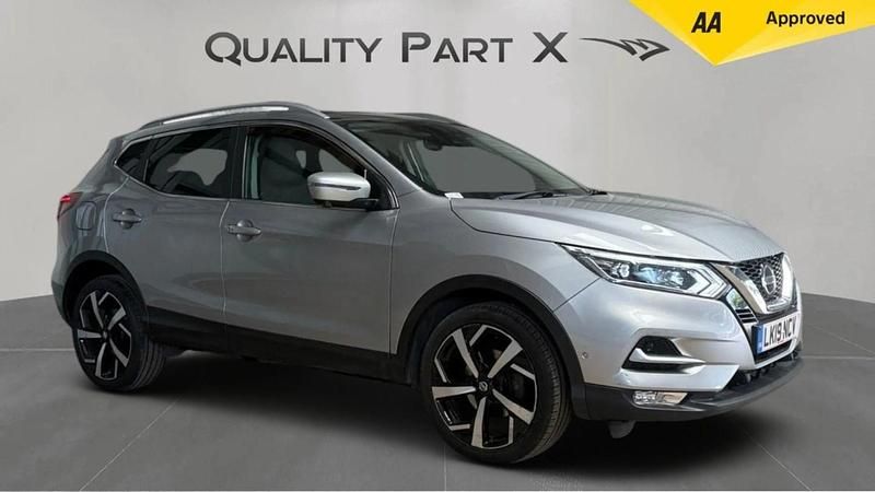 Silver Used 2019 Nissan Qashqai Tekna SUV | £14,200 (Good price) - Image 1/4