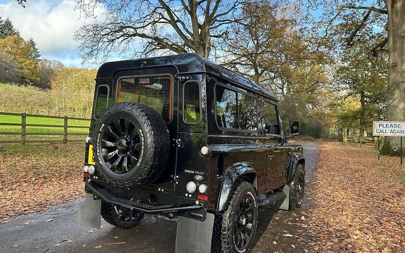 Usado Land Rover Defender 124 HP (91 kW) 2015 Carrinha