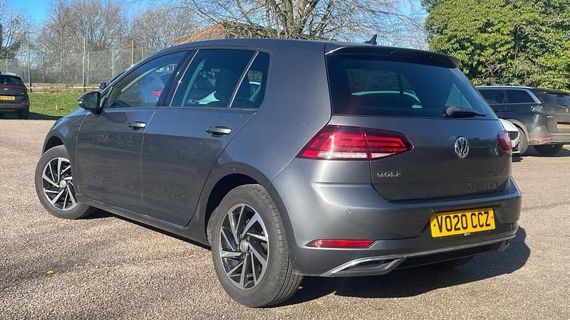 Second-hand VW Golf VII Edition 150 CP (110 kW) 2020 Gri Hatchback